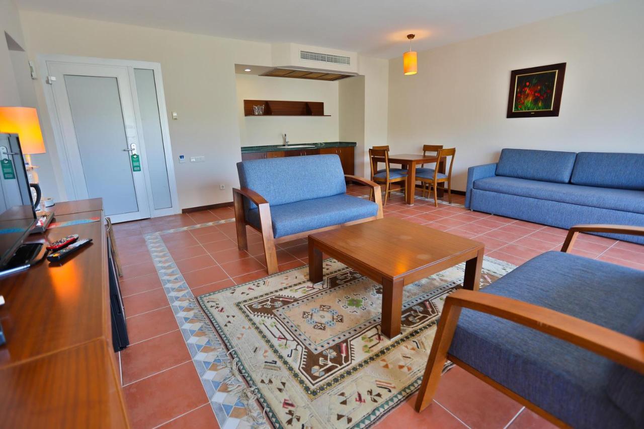 Happy Hotel Kalkan Exterior photo