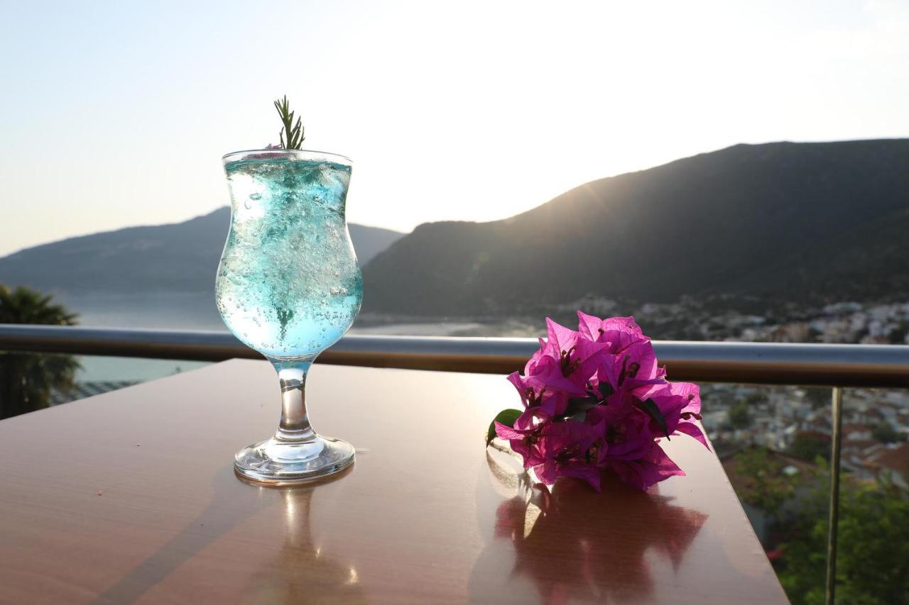 Happy Hotel Kalkan Exterior photo