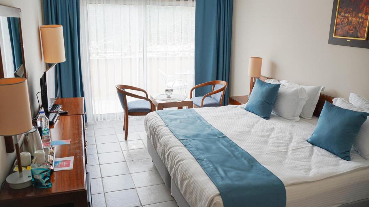 Happy Hotel Kalkan Exterior photo
